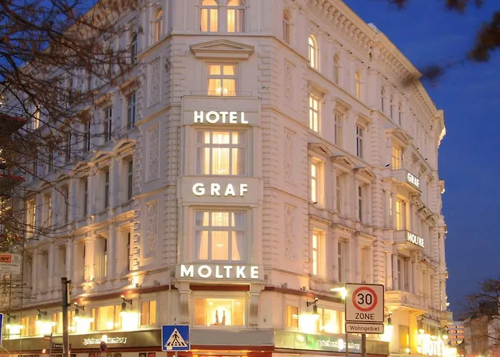 Graf Moltke HamburgAirport Hotel